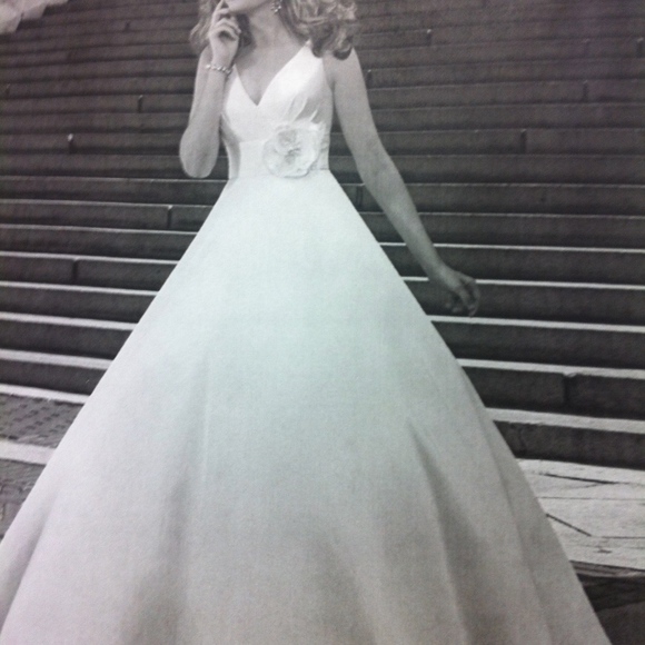 Wedding/Debutante Ball Dress - Picture 3 of 6